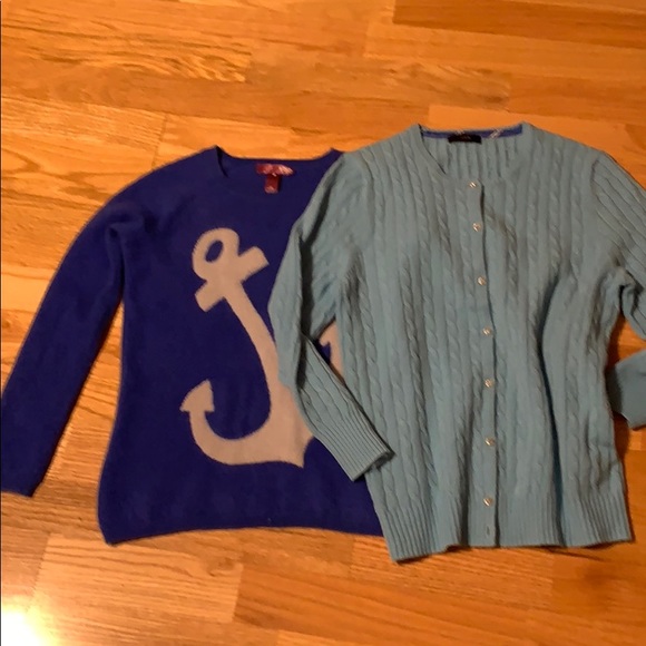 ❌SOLD❌Bloomingdale’s💙100% Mongolian cashmere - Picture 9 of 16